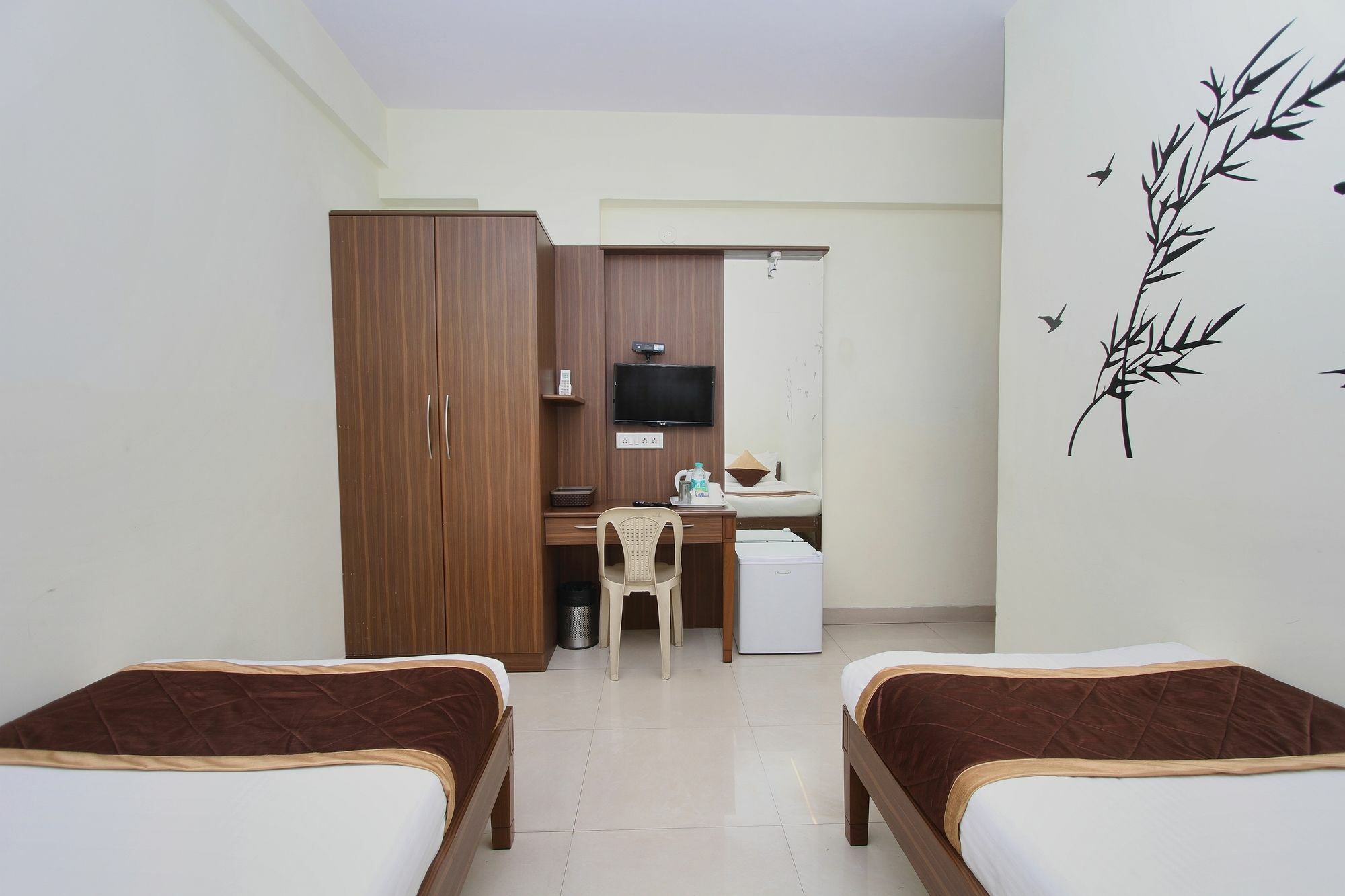Oyo 7669 The Trinitywood Hotel Bangalore Esterno foto